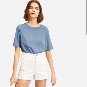 Everlane patch pocket shorts in bone size 8